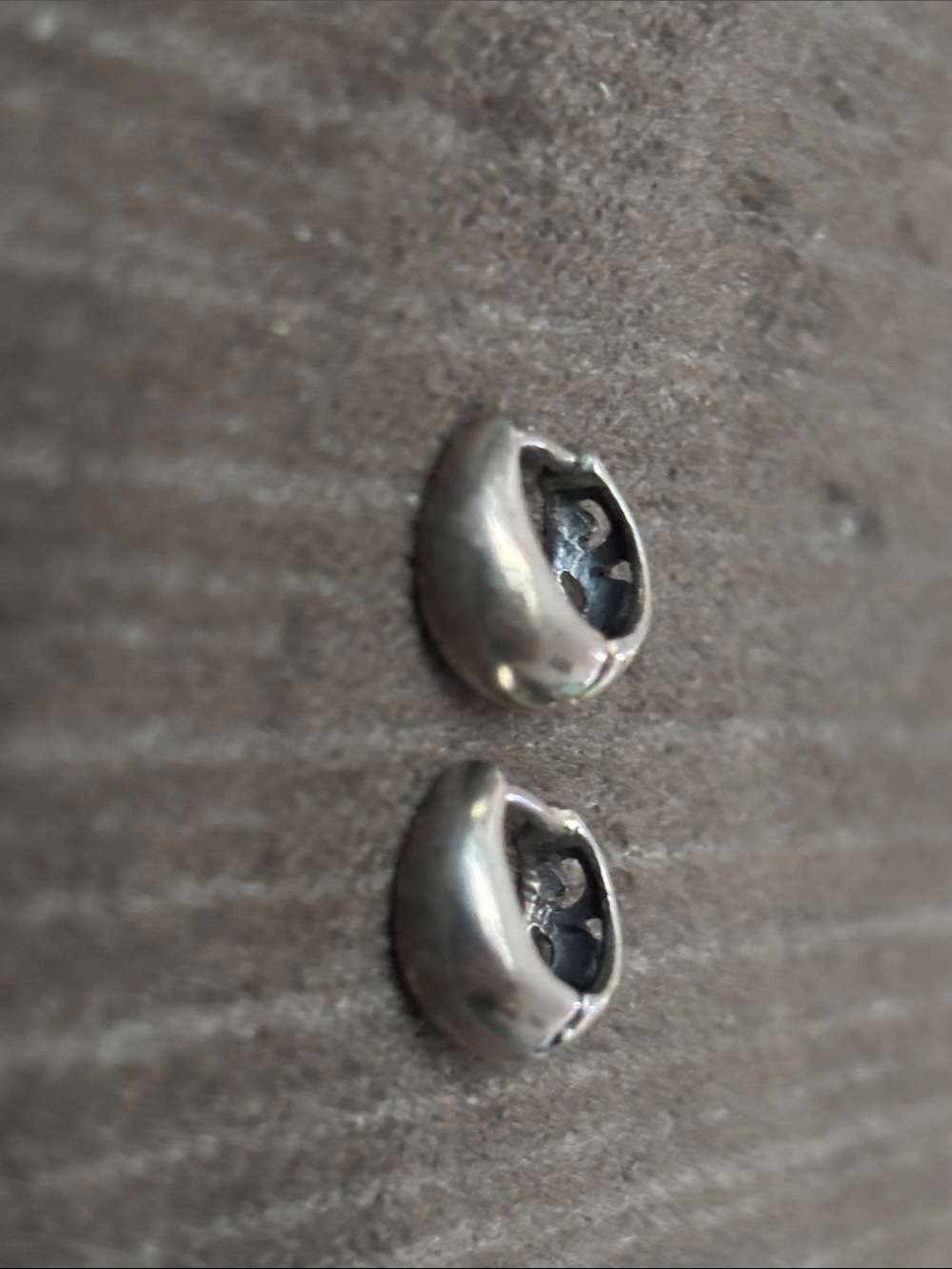 .925 Sterling Silver REVERSIBLE Crescent Moon Earrings Fine Jewelry Artisan Vntg - Picture 7 of 13